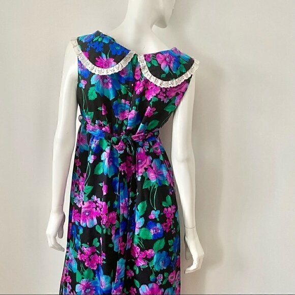 VINTAGE Made in Hawaii Floral Sleeveless Eyelet Ruffle Trim Maxi Dress - Picture 4 of 13